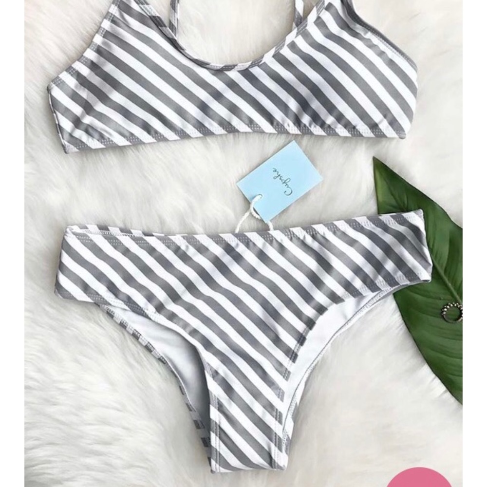 Cupshe grey and white swim suit cyy866